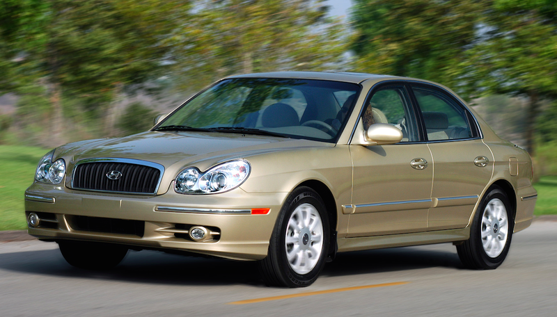 Illustration for article titled The Fifth-Generation Hyundai Sonata Is Still A Handsome Car